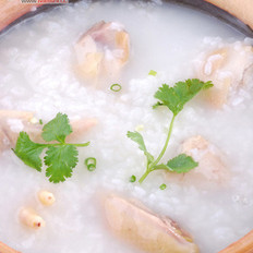 民贺店车提供广东小吃状元及第粥 的做法,其包含：主料,辅料,食材,做法等,让您在免费的小吃培训中学习到状元及第粥 的烹饪技巧