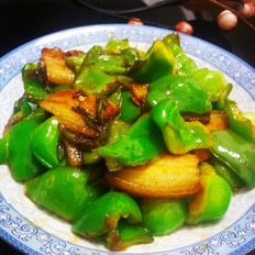 柿子椒炒肉 ,柿子椒炒肉 怎么做,家常菜,小吃教程,家常菜,家常菜做法,小吃培训,柿子椒炒肉 的做法,
