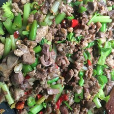 川式干锅鸭 ,川式干锅鸭 怎么做,家常菜,小吃教程,家常菜,家常菜做法,小吃培训,川式干锅鸭 的做法,