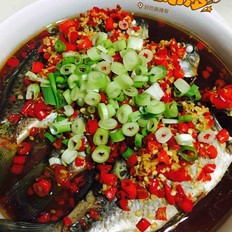 剁椒鲫鱼 ,剁椒鲫鱼 怎么做,海鲜,小吃教程,家常菜,家常菜做法,小吃培训,剁椒鲫鱼 的做法,