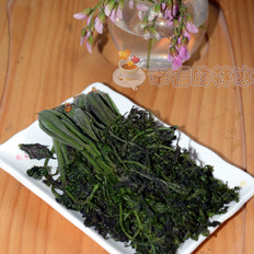 揉咸香椿 ,揉咸香椿 怎么做,凉菜,小吃教程,家常菜,家常菜做法,小吃培训,揉咸香椿 的做法,