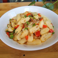 肉末荸荠炒双椒 ,肉末荸荠炒双椒 怎么做,热菜,小吃教程,家常菜,家常菜做法,小吃培训,肉末荸荠炒双椒 的做法,