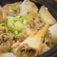 萝卜炖筒骨 ,萝卜炖筒骨 怎么做,汤粥,小吃教程,家常菜,家常菜做法,小吃培训,萝卜炖筒骨 的做法,