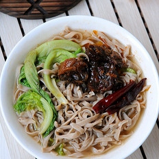 香辣鸭块面 ,香辣鸭块面 怎么做,糕点主食,小吃教程,家常菜,家常菜做法,小吃培训,香辣鸭块面 的做法,