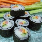 民贺店车提供日本料理带鱼寿司 的做法,其包含：主料,辅料,食材,做法等,让您在免费的小吃培训中学习到带鱼寿司 的烹饪技巧