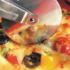 金枪鱼披萨 ,金枪鱼披萨 怎么做,西餐面点,小吃教程,家常菜,家常菜做法,小吃培训,金枪鱼披萨 的做法,